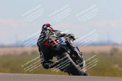 media/Oct-09-2022-SoCal Trackdays (Sun) [[95640aeeb6]]/Turn 9 Backside (120pm)/